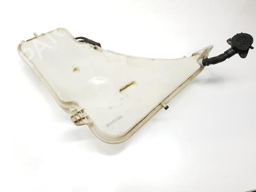 Used Windscreen washer tank BMW 1 (F20) 116 d (116 hp) 24928257