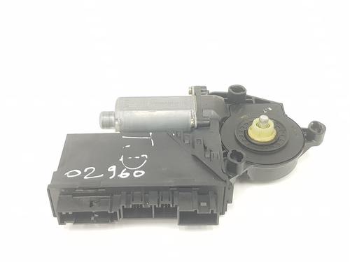 Used Right rear window motor VW TOUAREG (7LA, 7L6, 7L7) 2.5 R5 TDI (174 hp) 18918292