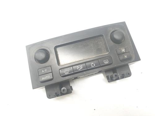 Used Climate control PEUGEOT 307 CC (3B) 1.6 16V (110 hp) 17638102