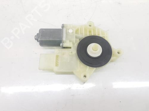 Right front window motor NISSAN QASHQAI II SUV (J11, J11_) 1.6 DIG-T | BP8587039E20 