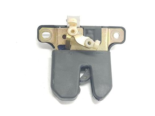 Used Tailgate lock AUDI A4 B5 (8D2) 1.9 TDI (116 hp) 29313532