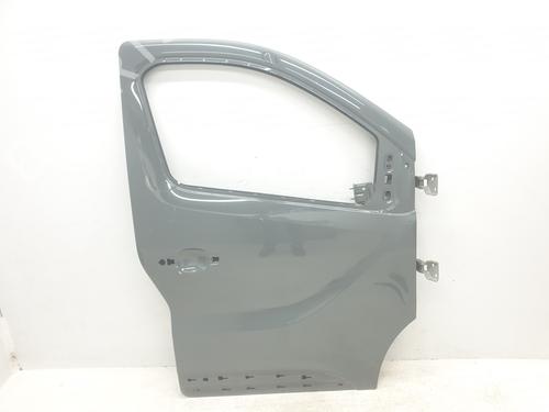 Used Right front door RENAULT TRAFIC III Van (FG_) 1.6 dCi 140 (FGMA, FGMC) (140 hp) 29915224