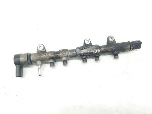 Used Injection rail BMW 3 (F30, F80) 318 d (150 hp) 20190794