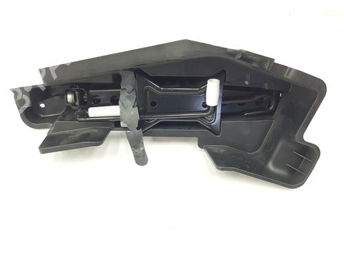 Used Jack Kit AUDI Q3 (8UB, 8UG) 2.0 TDI (150 hp) 18964699