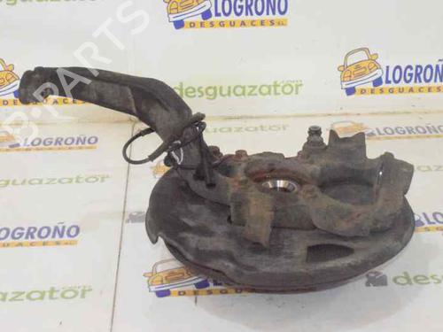 Used Right front steering knuckle LAND ROVER DISCOVERY III (L319) 2.7 TD 4x4 (190 hp) 774770