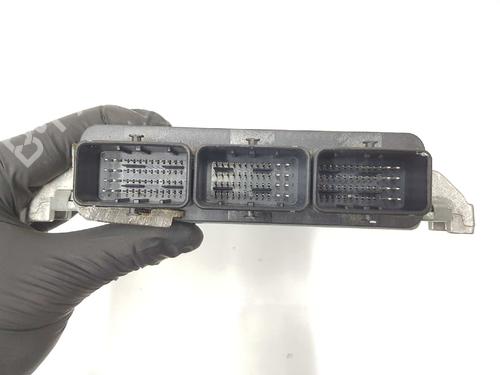 Engine control unit (ECU) LAND ROVER DISCOVERY III (L319) 2.7 TD 4x4 | BP6129643M57 