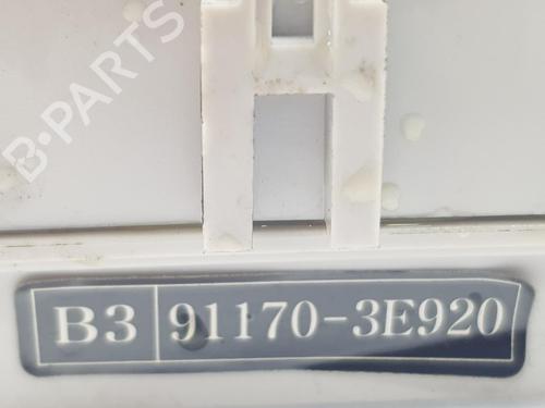 Fuse box KIA SORENTO I (JC) 2.5 CRDi 4WD | BP12603742E1 