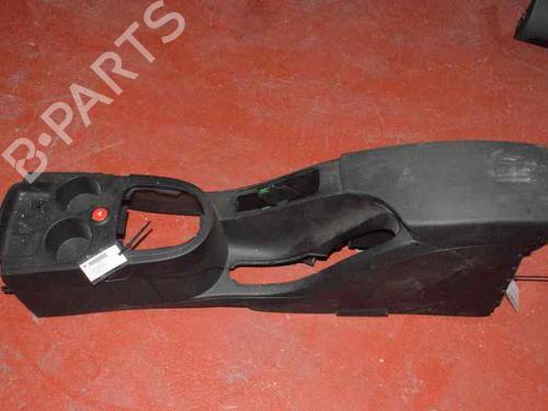 Used Armrest / Center console SEAT ALTEA (5P1) 1.9 TDI (105 hp) 7153045