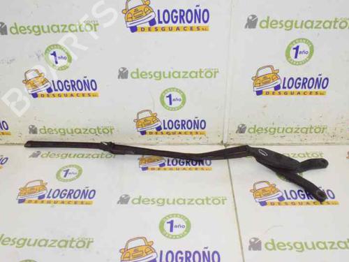 Used Front windshield wiper arm MERCEDES-BENZ E-CLASS (W212) E 220 CDI / BlueTEC (212.001, 212.002) (170 hp) 7895234