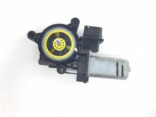 Used Right rear window motor BMW X1 (F48) xDrive 18 d (150 hp) 10235143