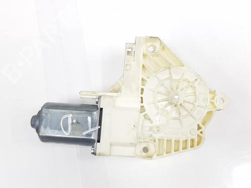 Right rear window motor LAND ROVER DISCOVERY III (L319) 2.7 TD 4x4 | BP12985558E22 