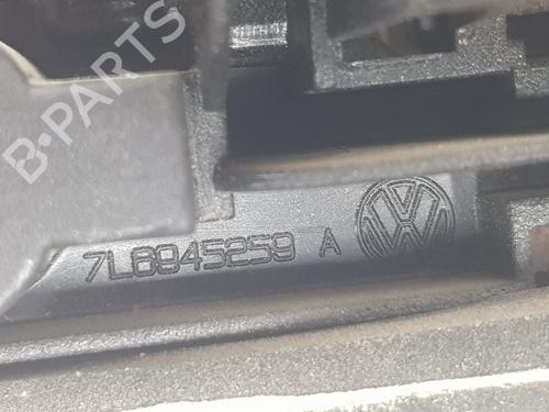 Left tailgate light VW TOUAREG (7LA, 7L6, 7L7) 2.5 R5 TDI | BP18918283C79 