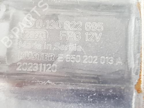 Rudehejsemotor bagstkærm venstre SEAT ARONA (KJ7, KJP)  | BP27498390E23 