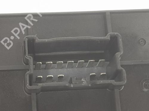 Right front window switch NISSAN JUKE (F15) 1.2 DIG-T | BP8680870I26 