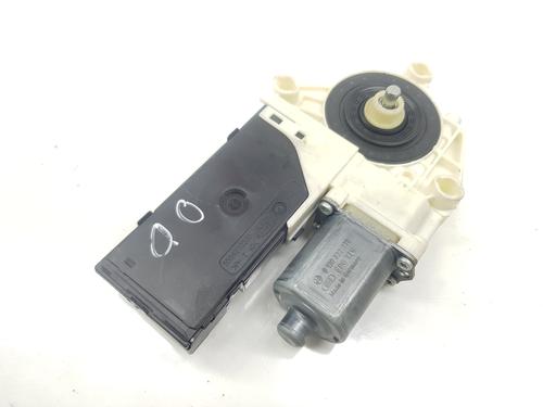 Right front window motor RENAULT LAGUNA III (BT0/1) 2.0 dCi (BT07, BT0J, BT14, BT1A, BT1S) | BP19126017E20 