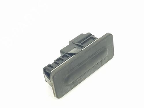 Tailgate handle PEUGEOT 208 I (CA_, CC_) 1.6 HDi / BlueHDi 75 | BP17043270C132 
