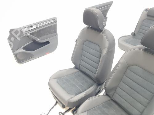 Seats set VW GOLF VII (5G1, BQ1, BE1, BE2) 1.6 TDI | BP10282341C78 