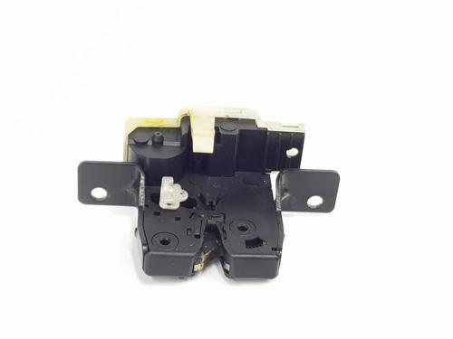 Used Tailgate lock RENAULT MEGANE II Coupé-Cabriolet (EM0/1_) 1.9 dCi (131 hp) 28478768