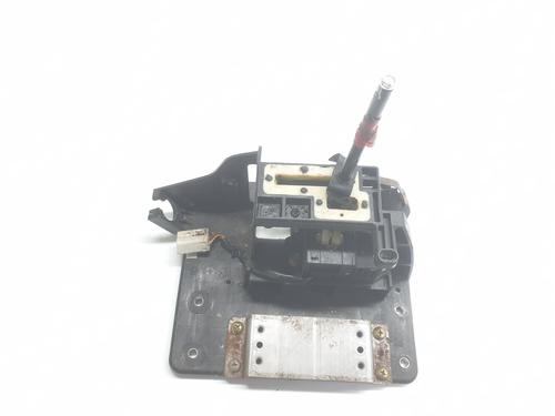 Used Gear lever MITSUBISHI PAJERO III (V7_W, V6_W) 3.2 Di-D (V68W) (160 hp) 31258746