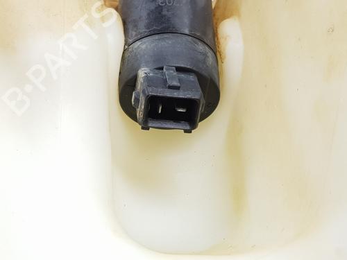 Windscreen washer tank LAND ROVER DISCOVERY III (L319) 2.7 TD 4x4 | BP20187529C113 