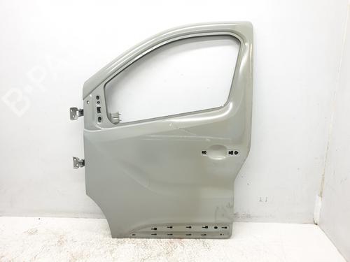 Used Left front door RENAULT TRAFIC III Bus (JG_) [2014-2025]  21003875