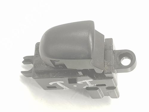 Used Left rear window switch NISSAN JUKE (F15) 1.6 (117 hp) 11011235