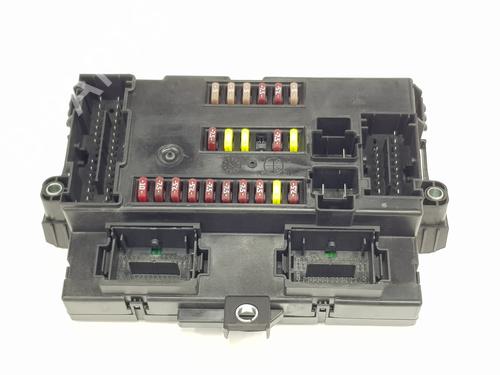 Used Fuse box OPEL MOVANO C Van (U9) 2.2 D (120 hp) 28412541