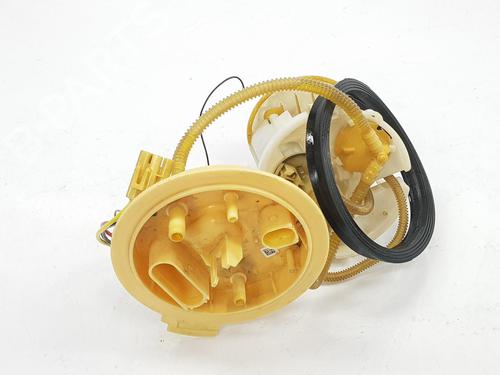 Used Fuel pump AUDI A4 B9 Avant (8W5, 8WD) 3.0 TDI quattro (272 hp) 16830454