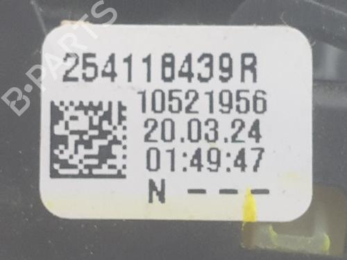 Right front window switch DACIA SANDERO III 1.0 TCe 90 | BP34699265I26 - Image 4