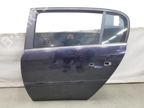 Used Left rear door OPEL SIGNUM Hatchback (Z03) 2.2 DTI (F48) (125 hp) 8602841