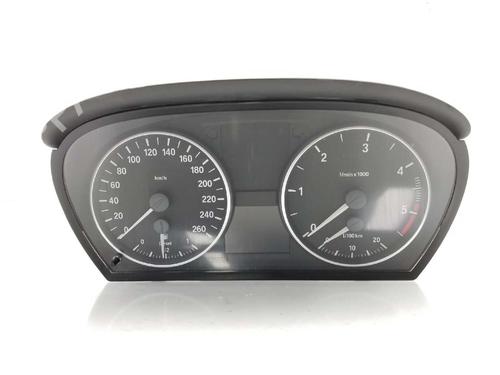 Used Instrument cluster BMW 3 (E90) 325 d (197 hp) 6452173