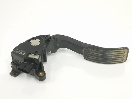 Used Pedal NISSAN PULSAR Hatchback (C13) 1.5 dCi (110 hp) 17863869