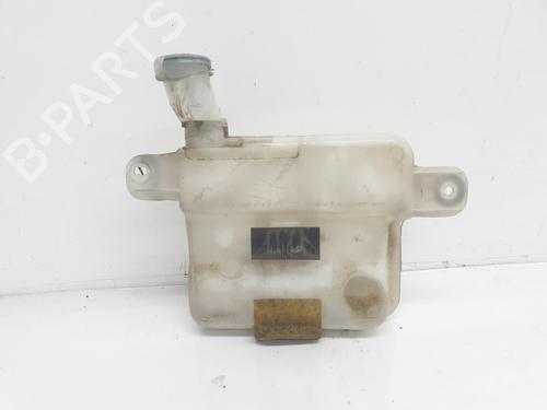 Windscreen washer tank TOYOTA LAND CRUISER 90 (_J9_) 3.0 D-4D 4WD (KDJ90_, KDJ95_, KDJ90W, KDJ95W) | BP9740526C113 