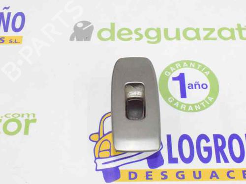 Right rear window switch MITSUBISHI PAJERO III (V7_W, V6_W) 3.2 Di-D (V68W, V78W) | BP1385380I28 