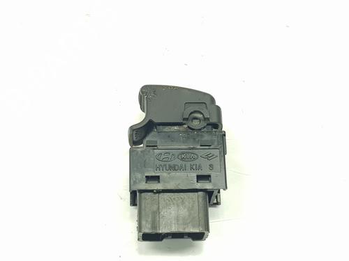 Right rear window switch KIA SPORTAGE II (JE_, KM_) 2.0 CRDi 4WD | BP11849055I28