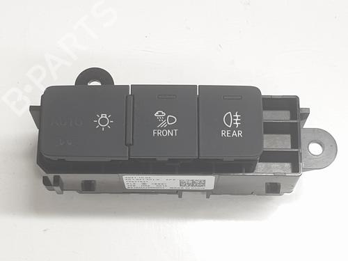 Used Switch Switch AUDI Q3 Sportback (F3N) 2.5 RS TFSI quattro (400 hp) 33441624 33441624