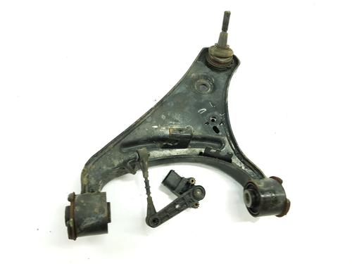 Right front suspension arm LAND ROVER DISCOVERY III (L319) 2.7 TD 4x4 | BP15689782M13 