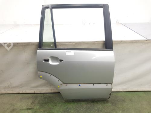 Used Right rear door TOYOTA LAND CRUISER PRADO (_J12_) 3.0 D-4D (KDJ120, KDJ125) (163 hp) 7767983
