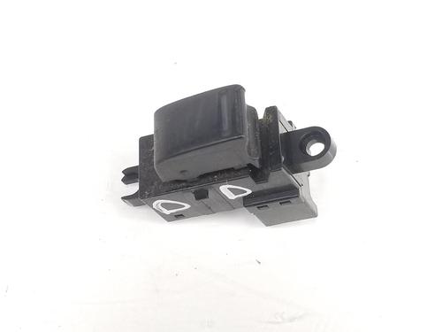 Used Right front window switch NISSAN PRIMERA (P12) 2.2 Di (126 hp) 11416503