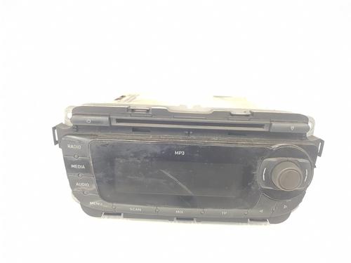 Used Radio SEAT IBIZA IV (6J5, 6P1) 1.9 TDI (105 hp) 16896666