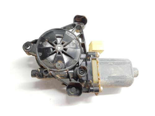 BP32072553E21 main image