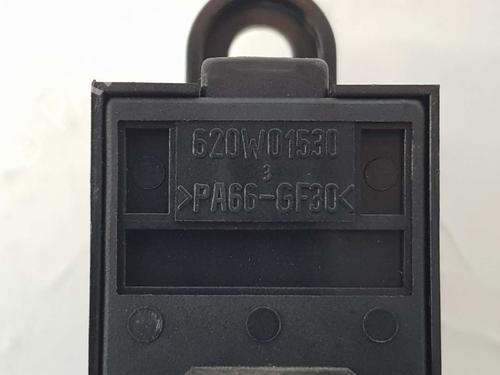 Right front window switch HYUNDAI H-1 / STAREX Bus (A1) 2.5 TD 4WD | BP6066850I26 