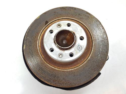 Used Right rear steering knuckle Right rear steering knuckle PEUGEOT 3008 II SUV (MC_, MR_, MJ_, M4_) Hybrid 180 (M4DGLU) (179 hp) 40155749 40155749