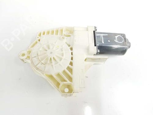 Used Right rear window motor LAND ROVER DISCOVERY III (L319) 2.7 TD 4x4 (190 hp) 6129726