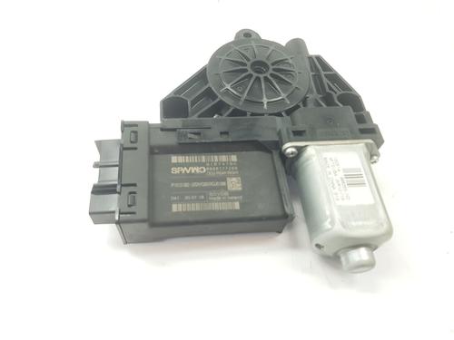 Rudehejsemotor bagstkærm højre VOLVO V60 II (225) D4 (190 hp) 16142162
