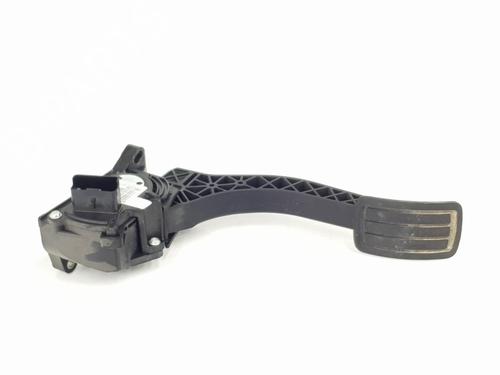 Used Pedal Pedal PEUGEOT 3008 II SUV (MC_, MR_, MJ_, M4_) 1.2 THP/ PureTech 130 (MRHNSM, MRHNSU, MRHNSJ, MRHNYW,... (131 hp) 32211366 32211366