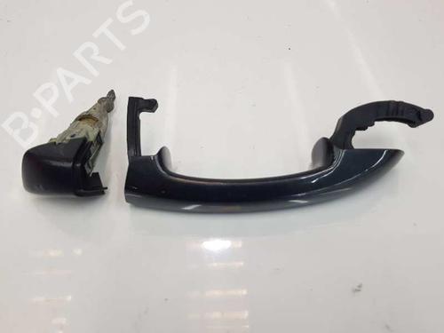 Used Front left exterior door handle VW GOLF VI (5K1) 2.0 TDI (110 hp) 5977184