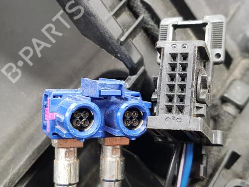 Armrest / Center console LAND ROVER RANGE ROVER VELAR (L560) 3.0 D300 SDV6 4x4 | BP31854275I20 