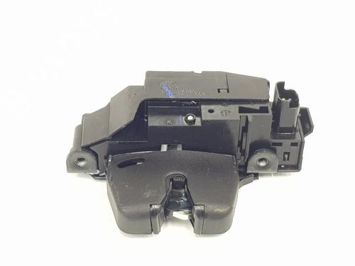 Bagklap lås OPEL ASTRA L Sports Tourer (O5) 1.2 (FRHNSL, FRHNSR) (131 hp) 25722028