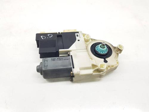 Rudehejsemotor forskærm højre Rudehejsemotor forskærm højre CITROËN C5 III Break (RW_) [2008-2017] 39726876 39726876